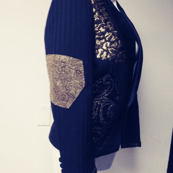 A fully lined short designer jacket - Picture 4 of 6